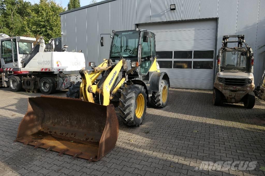 Komatsu WA 100 M-5 Rataslaadurid