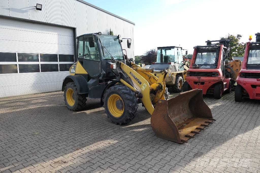 Komatsu WA 100 M-5 Rataslaadurid