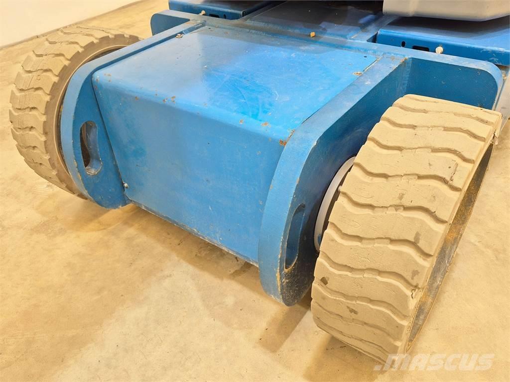 Genie Z30 20NRJ Iseliikuvad poomtõstukid