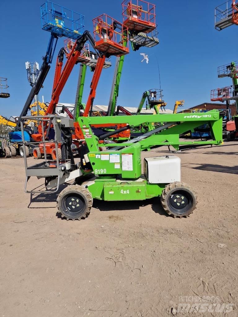 Niftylift HR12 4x4 Iseliikuvad poomtõstukid