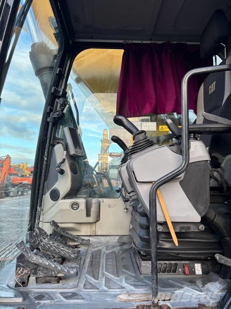 CAT 329 EL Roomikekskavaatorid