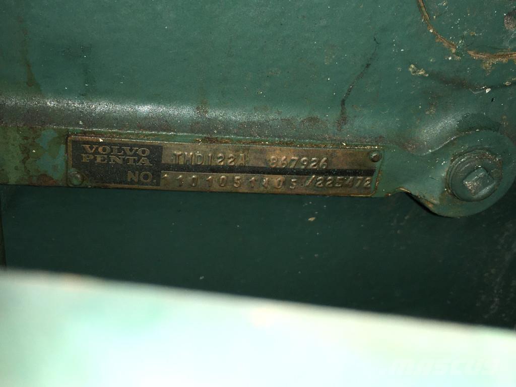 Volvo TMD122A USED Mootorid