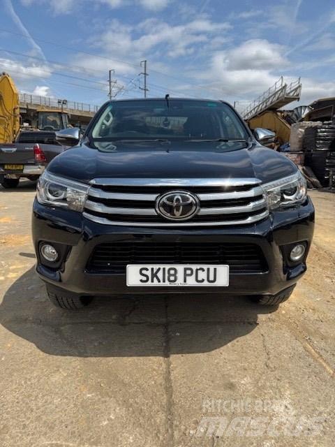 Toyota Hilux Madelkaubikud