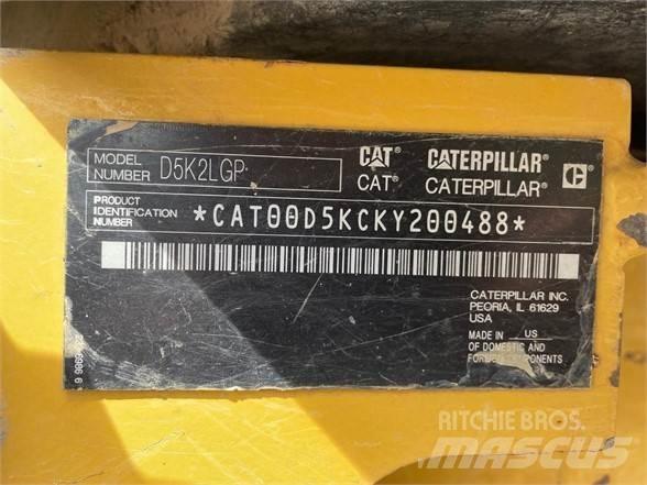 CAT D5K2 LGP Buldooserid
