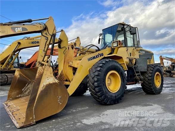 Komatsu WA320 Rataslaadurid