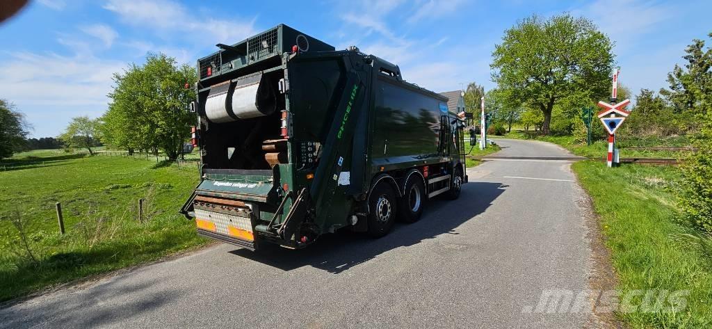 Dennis Elite Prügiautod