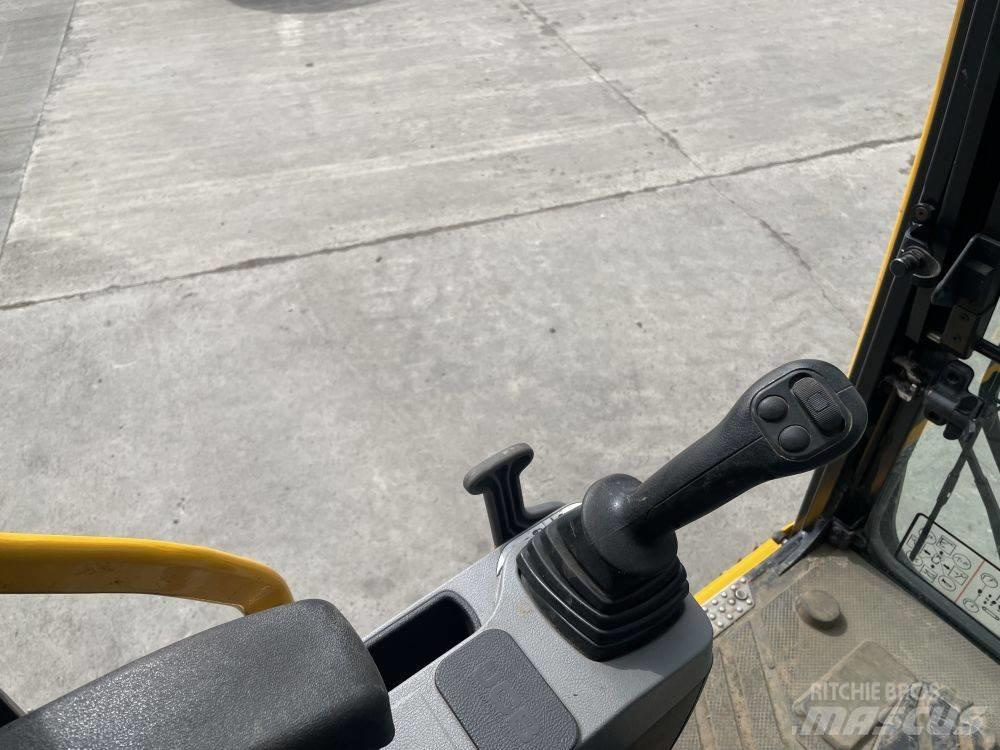 JCB 140 X Roomikekskavaatorid