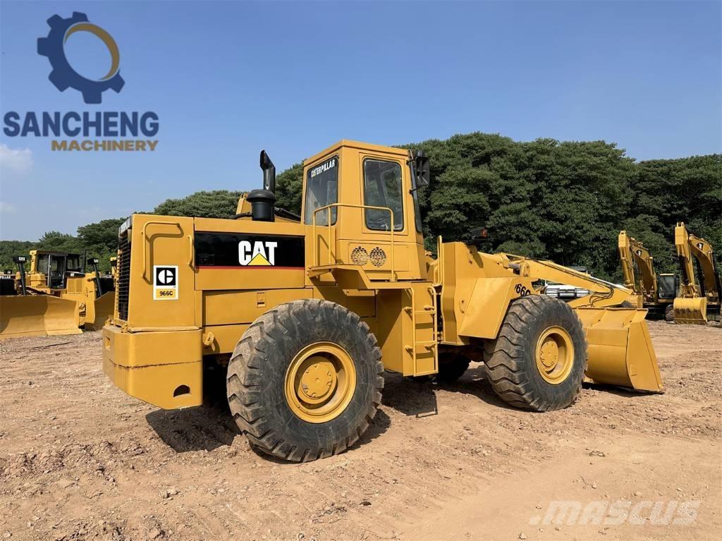 CAT 966C Rataslaadurid