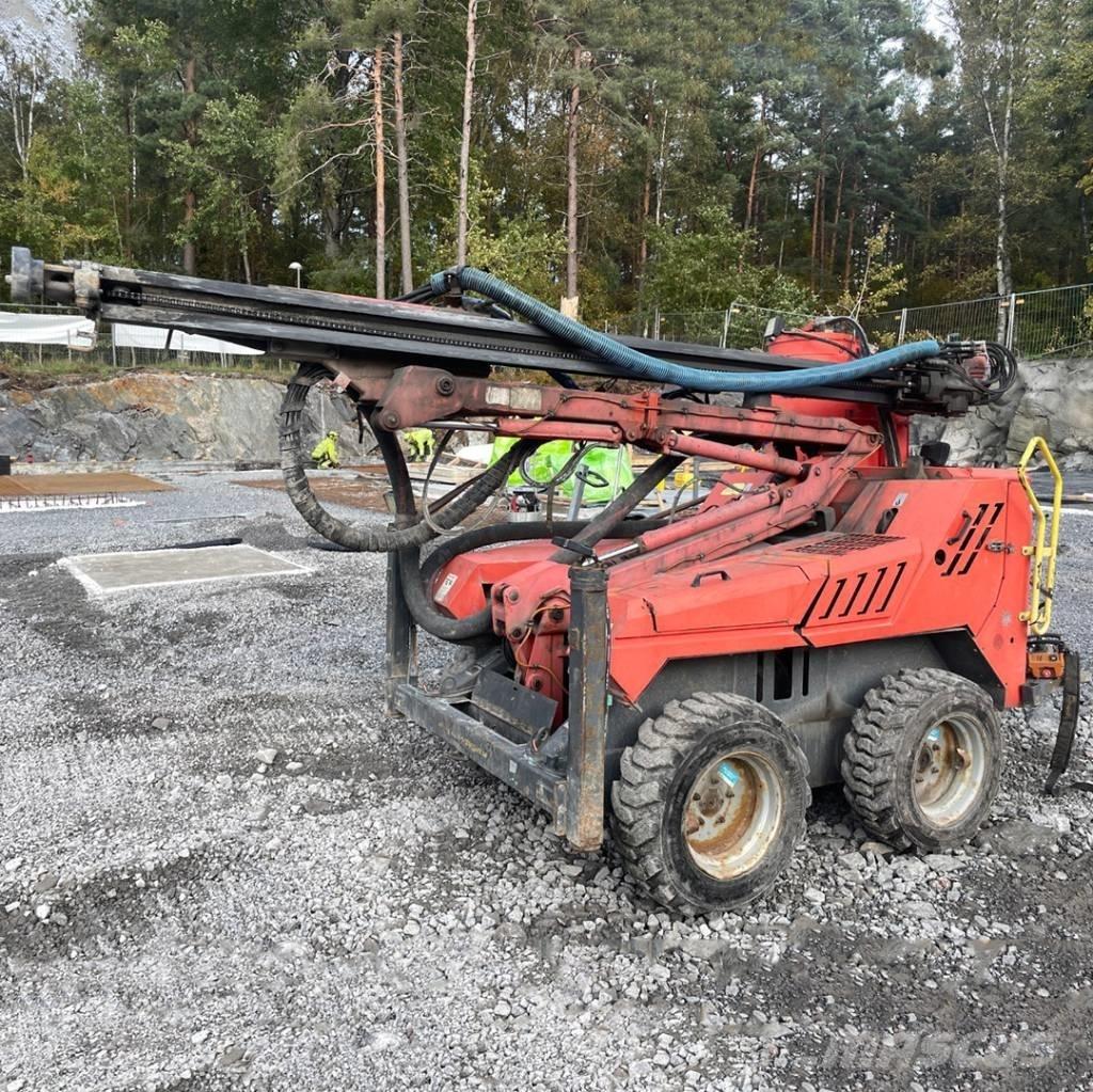 Sandvik DC 122R Vertikaalsed puurmasinad