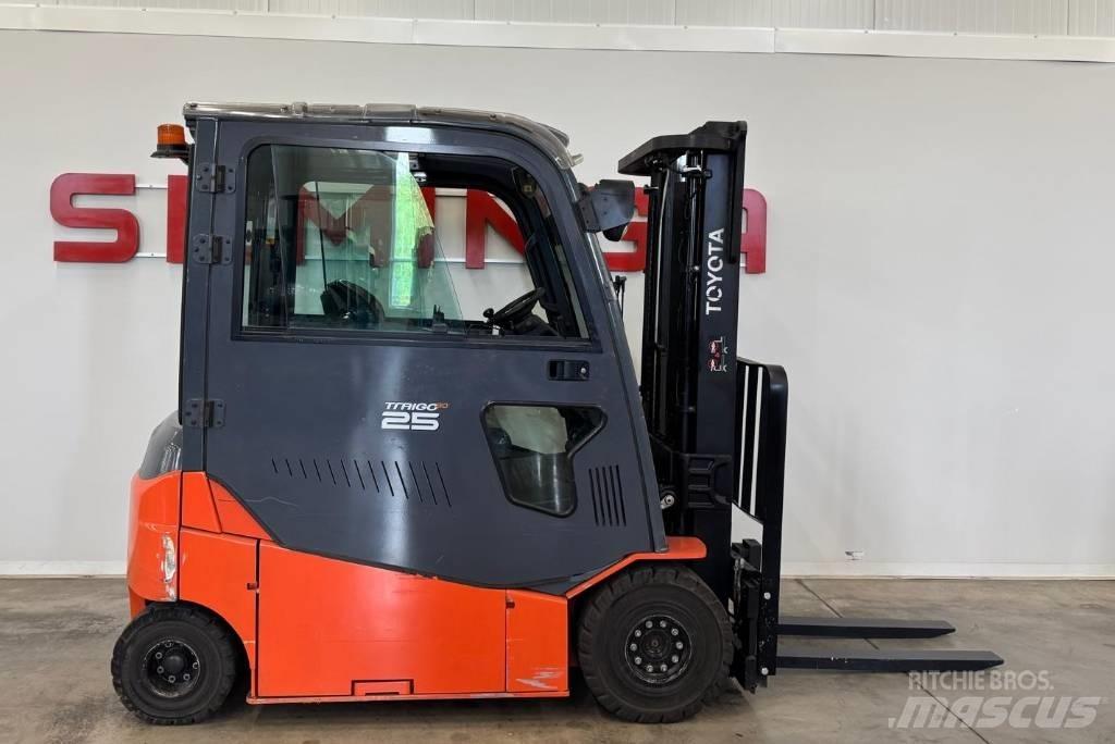 Toyota 10939 - 8FBMT25 Elektritõstukid