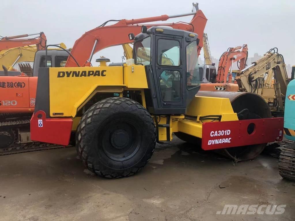 Dynapac CA 301 D Ühe trumliga rullid