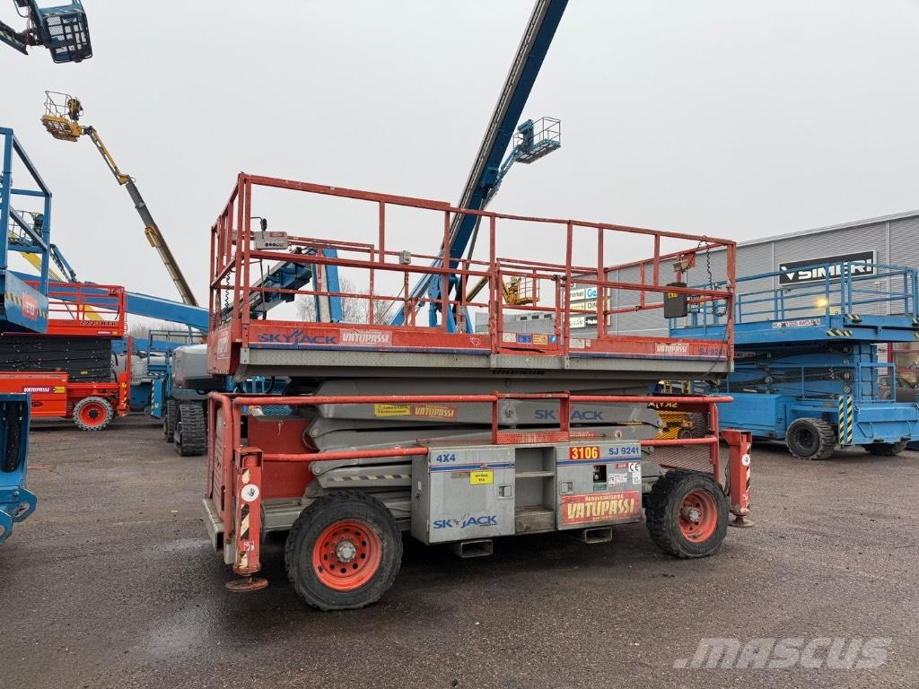 SkyJack SJ 9241 Käärtõstukid