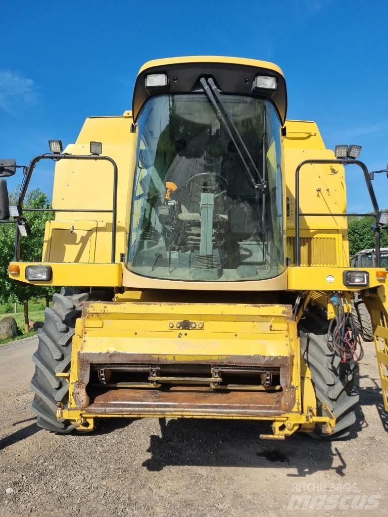 New Holland TX 68 Teraviljakombainid