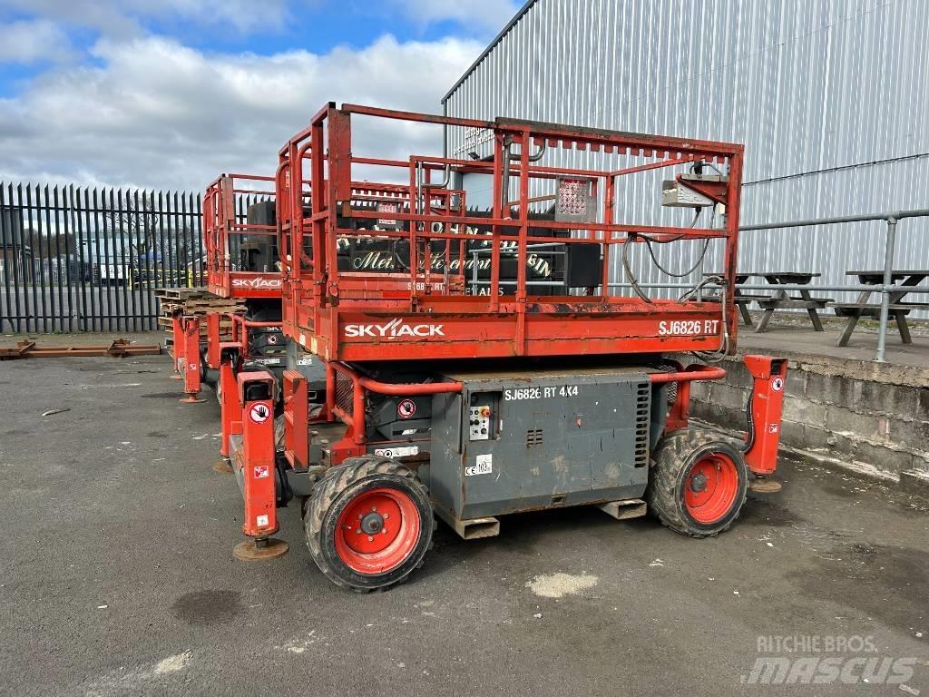 SkyJack SJ 6826 RT Käärtõstukid