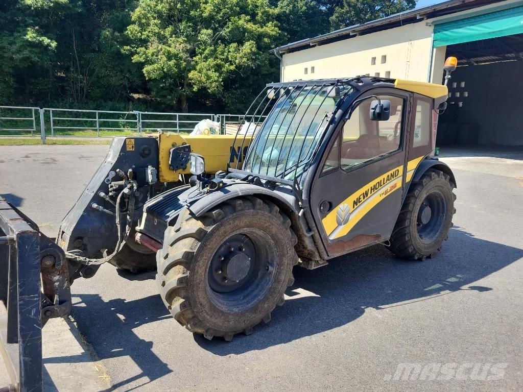 New Holland TH 6.28 Põllumajanduslikud teleskoopkäitlejad
