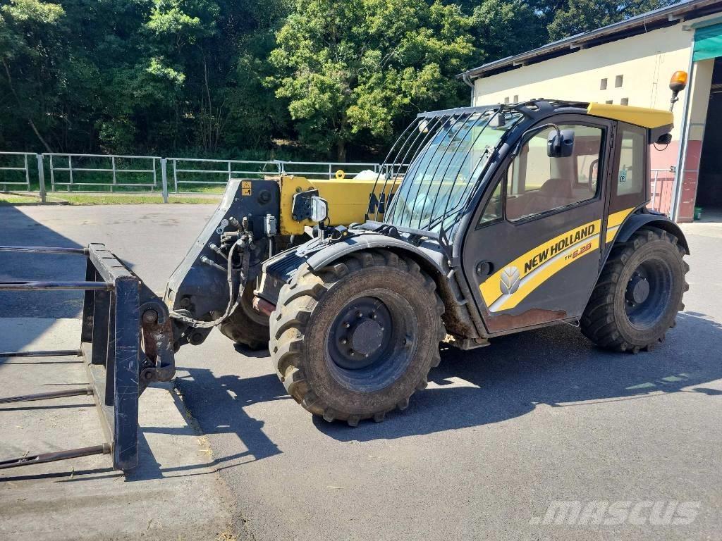 New Holland TH 6.28 Põllumajanduslikud teleskoopkäitlejad