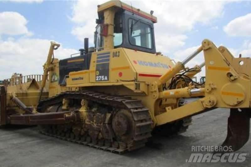 Komatsu D275A-5 Buldooserid