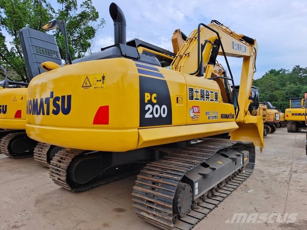 Komatsu PC 200-8N1 Roomikekskavaatorid