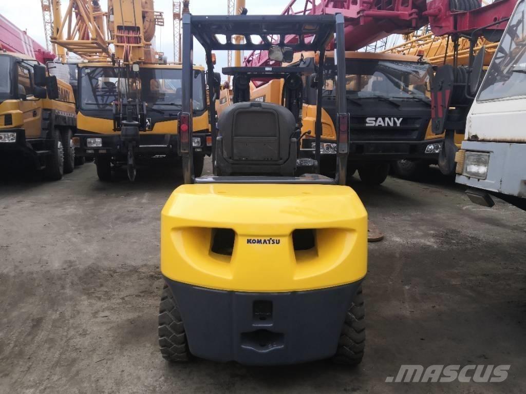 Komatsu 30 Diiseltõstukid