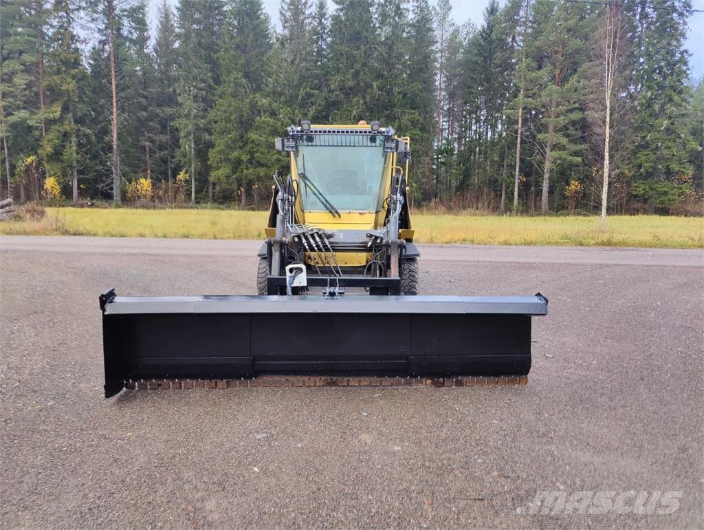 Wille 355 Kommunaalteenuste tehnika