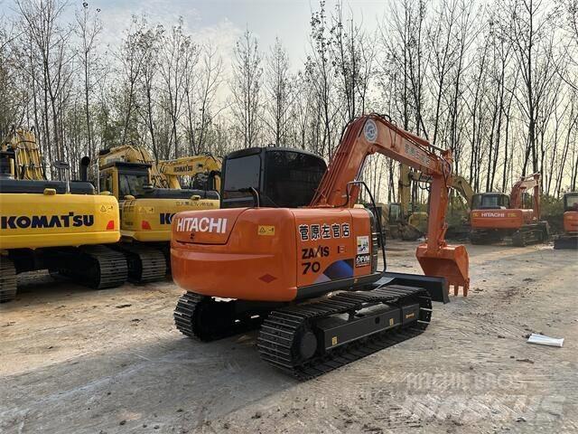 Hitachi ZX70 Roomikekskavaatorid