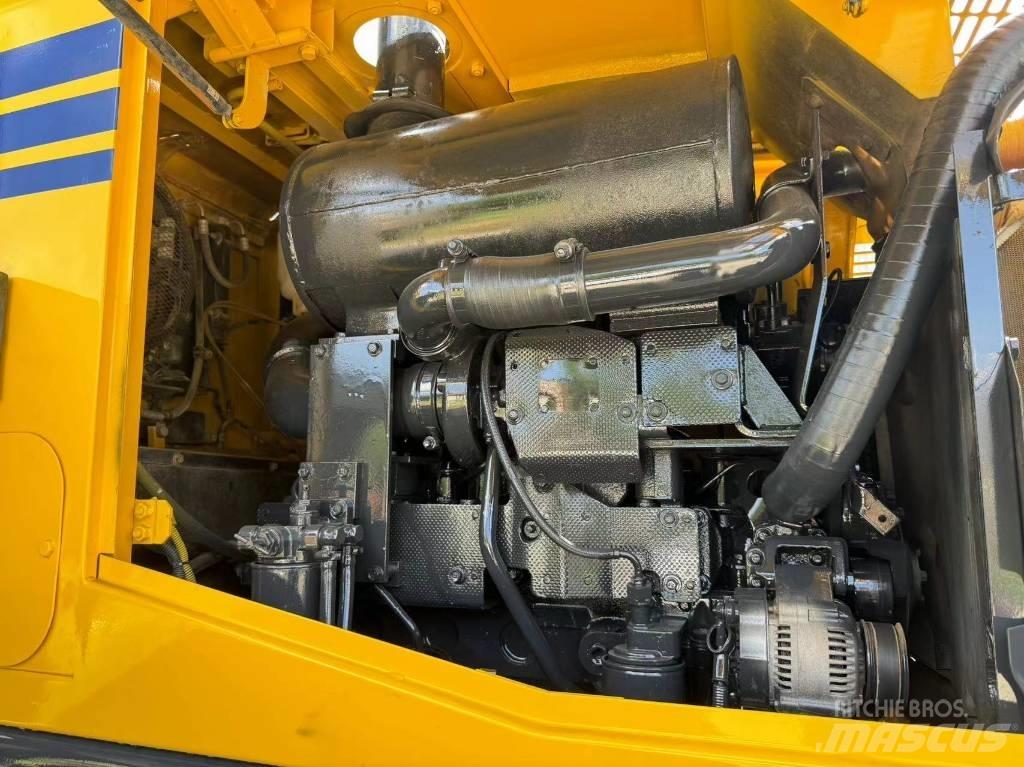 Komatsu WA 320-5 Rataslaadurid