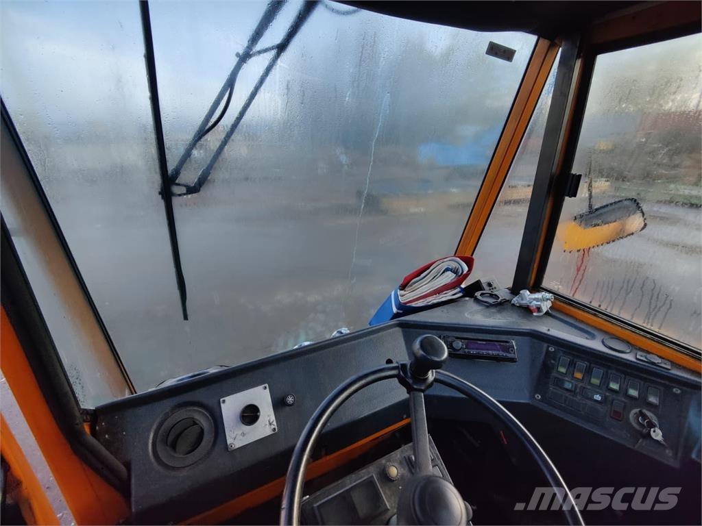 Sisu TR 180 AL 2 Terminalivedukid