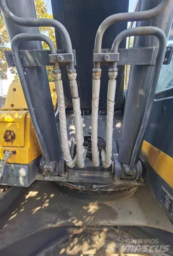 Volvo EC 210 B LC Roomikekskavaatorid