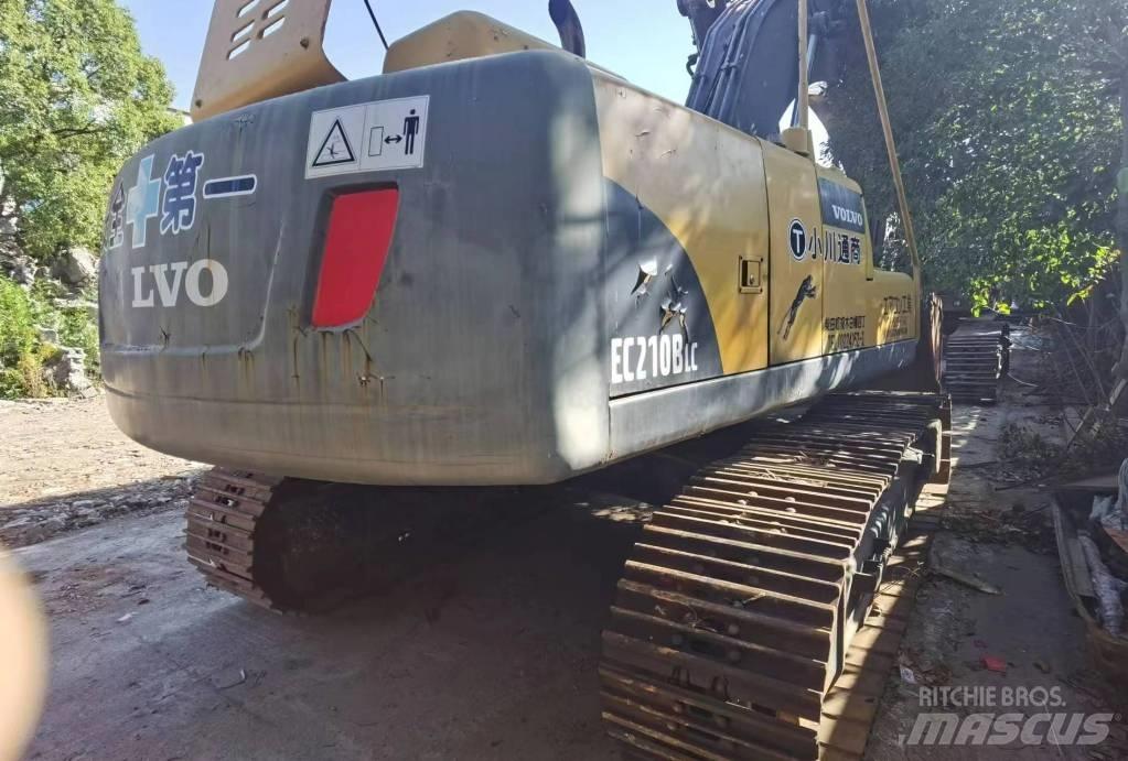 Volvo EC 210 B LC Roomikekskavaatorid