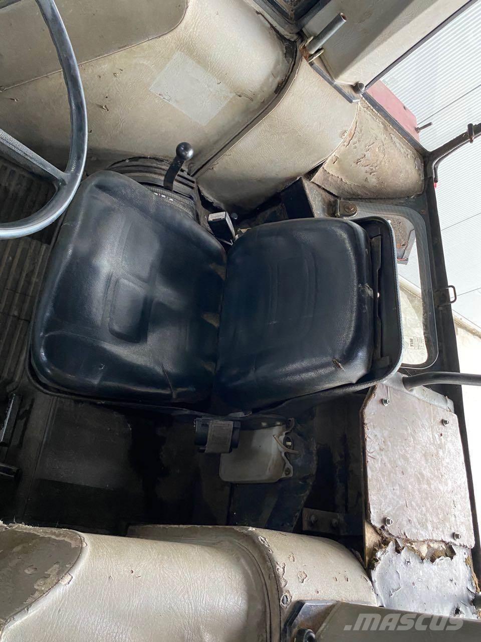 Case IH 840 AS Traktorid