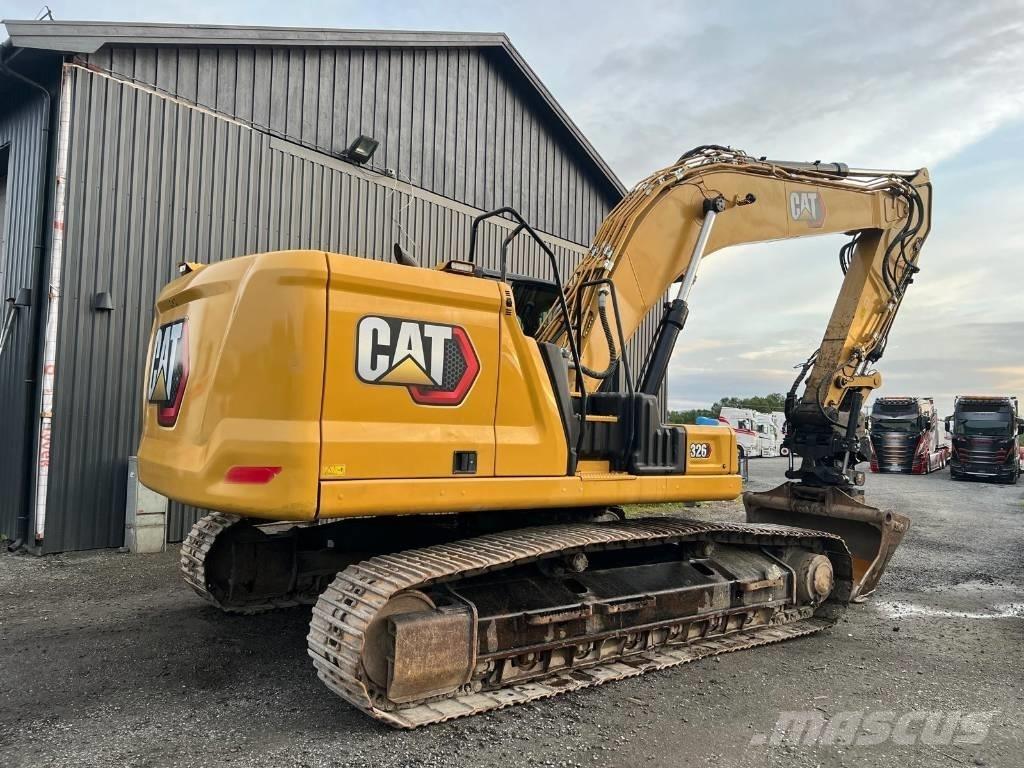 CAT 326 Roomikekskavaatorid