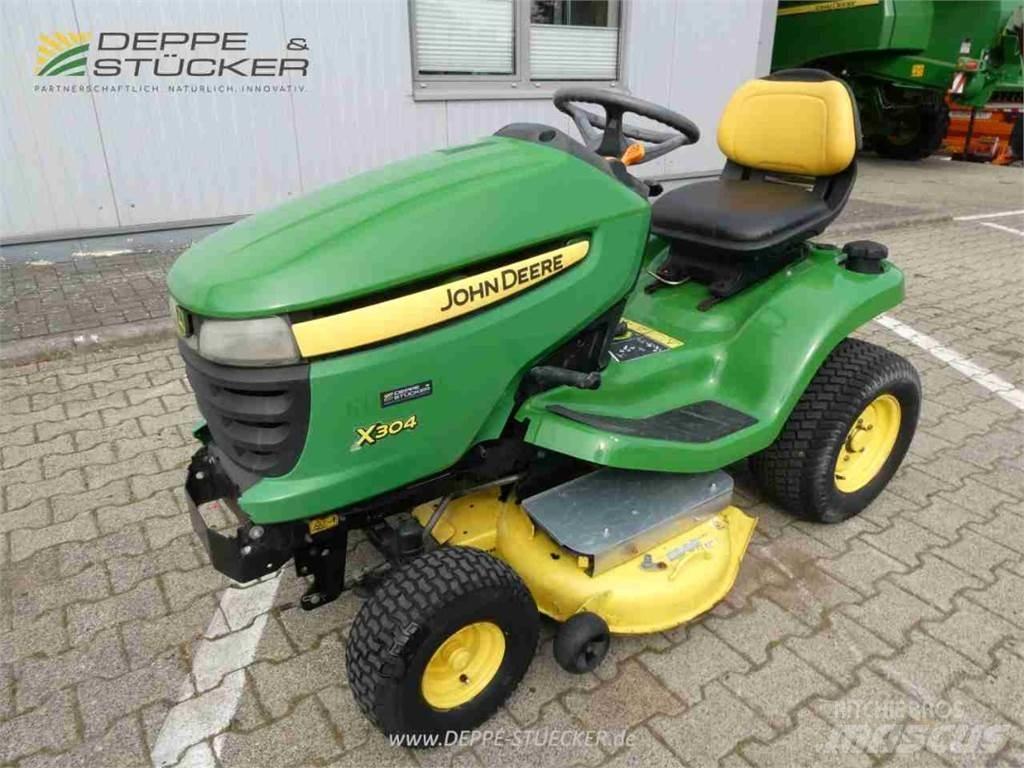 John Deere X304 Niidukid