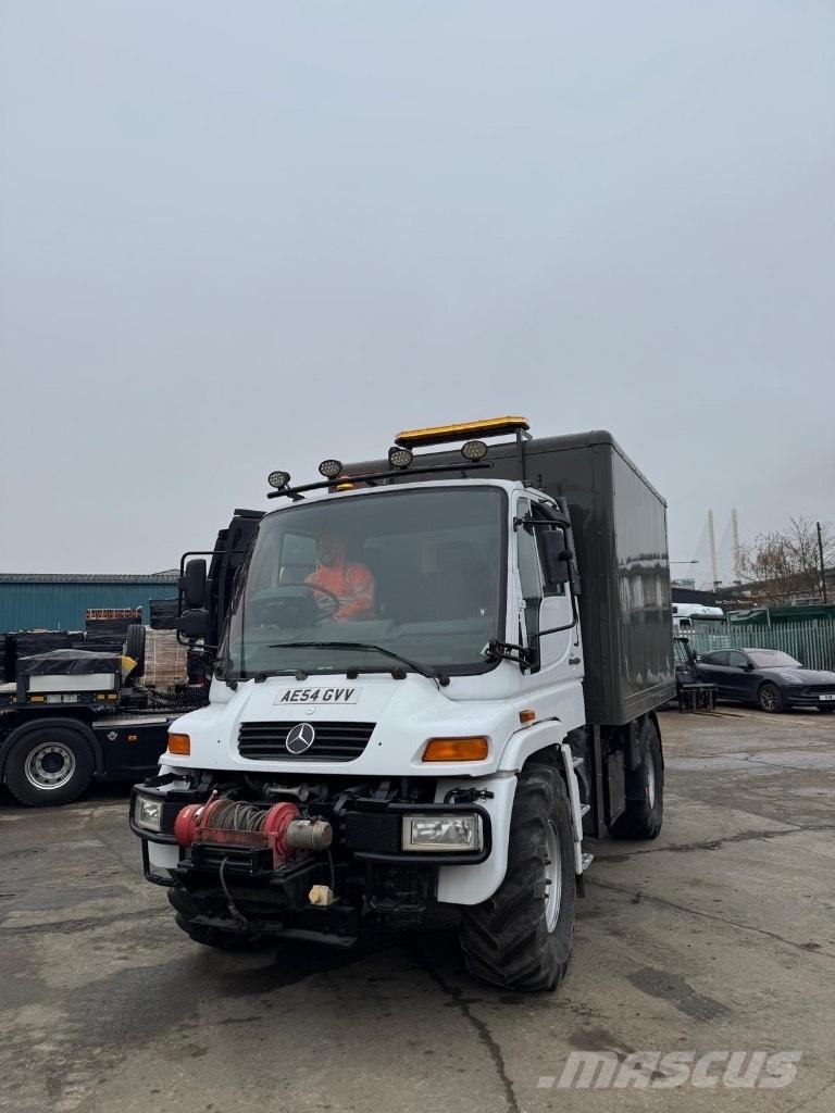 Unimog U300 Kommunaalteenuste tehnika