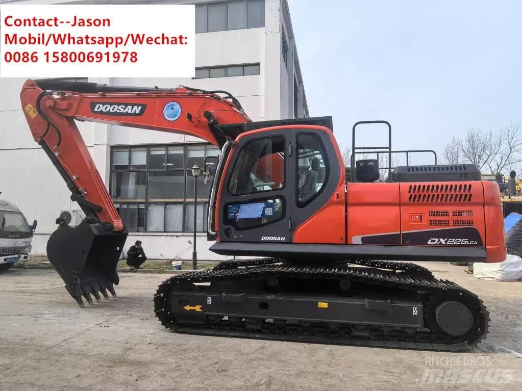 Doosan DX 225 LCA Roomikekskavaatorid