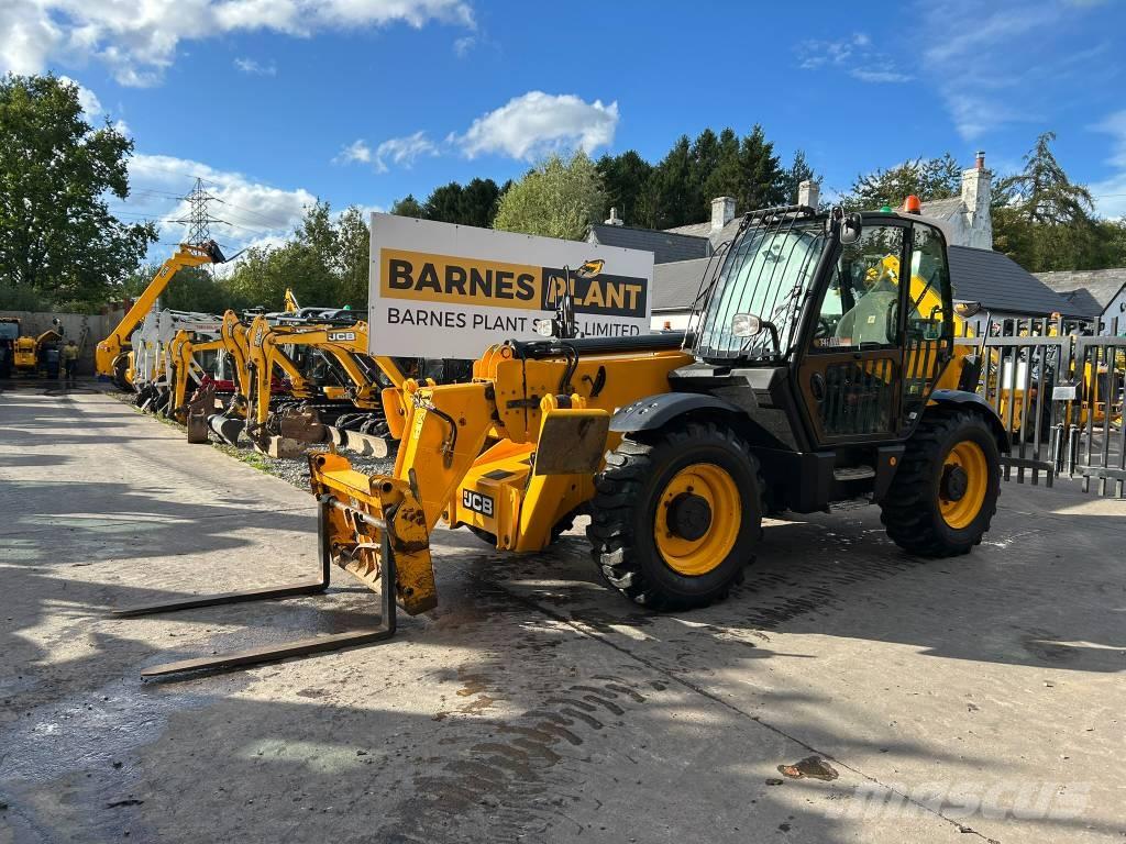 JCB 535-125 Hiviz Teleskooplaadurid