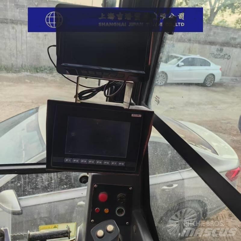 Sany SCC600A Roomikkraanad