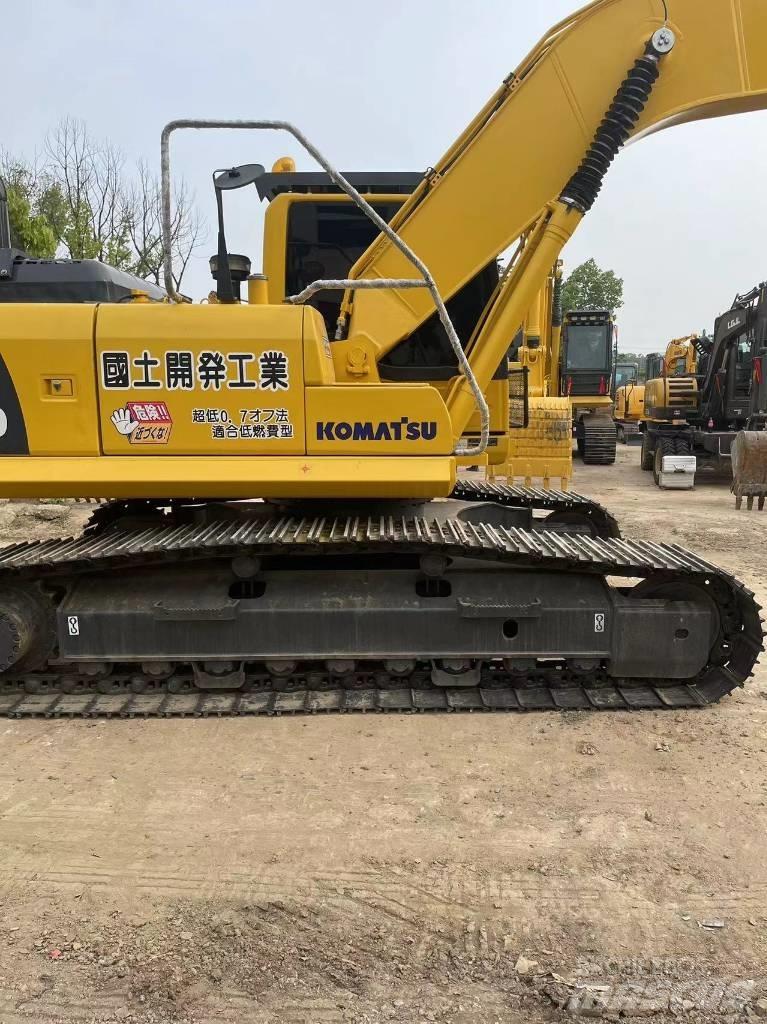 Komatsu pc200-8 Roomikekskavaatorid