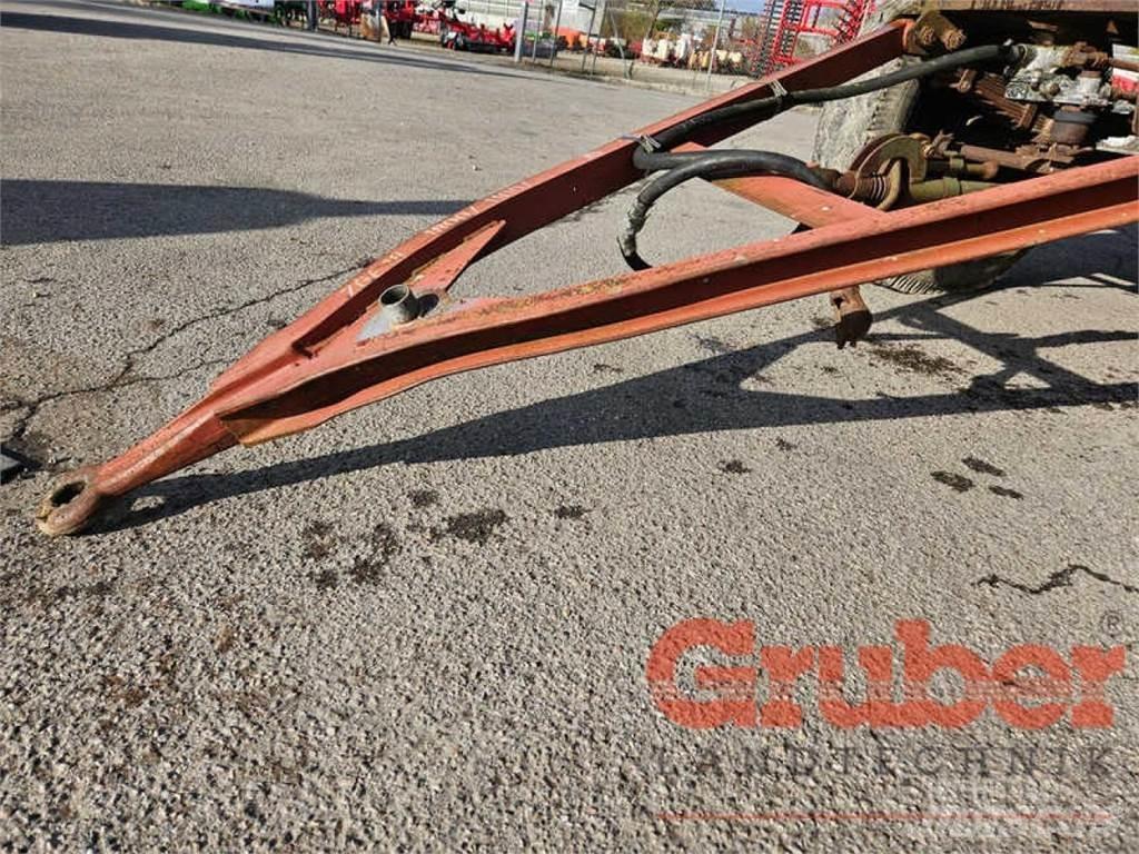 Lindner 2-Achs Muud haagised