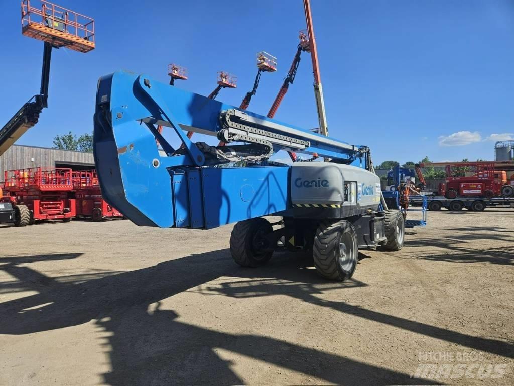 Genie ZX 135/70 Iseliikuvad poomtõstukid