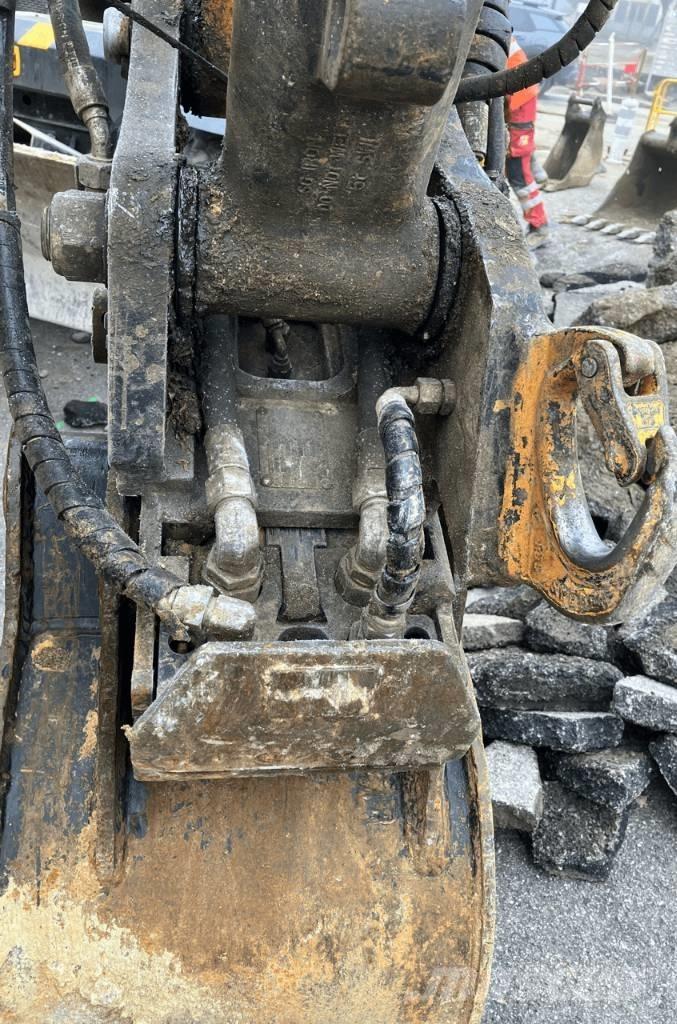 JCB Hydradig Ratasekskavaatorid