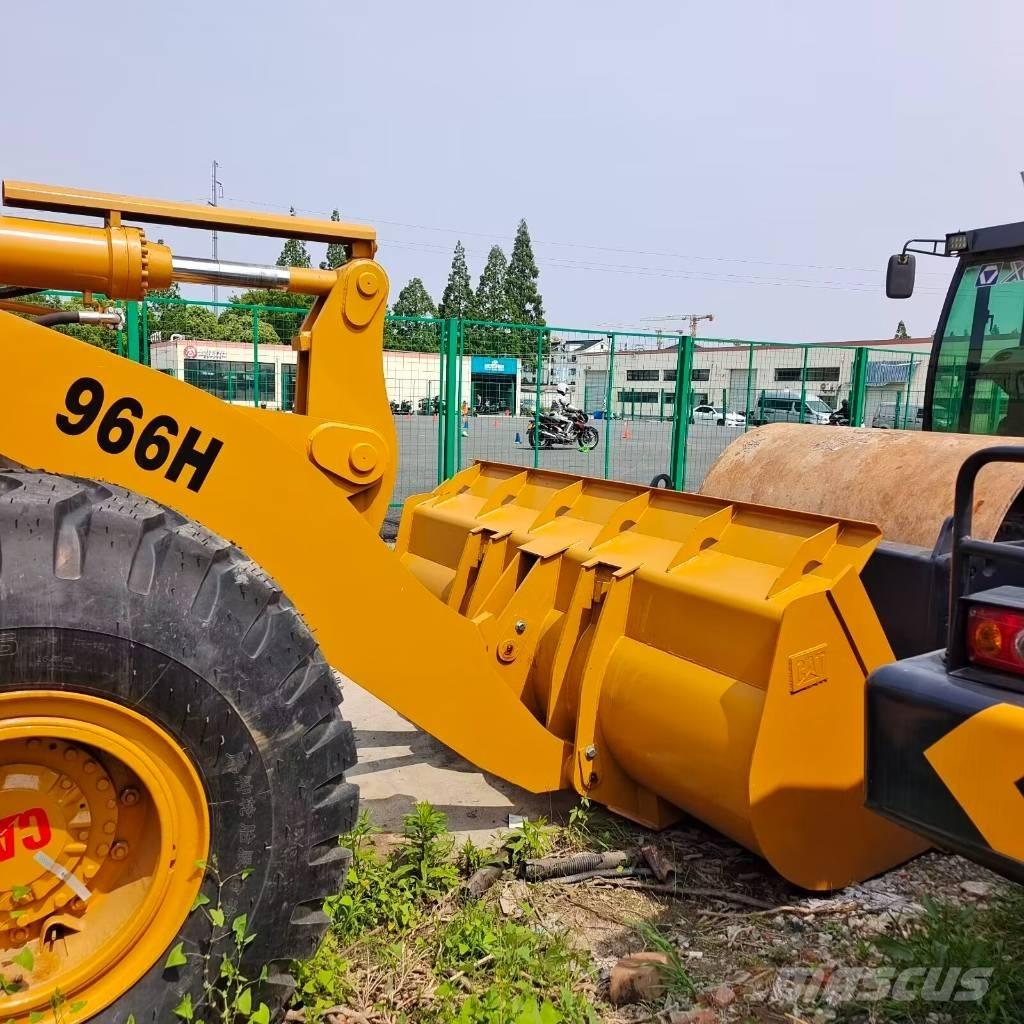 CAT 966 H Rataslaadurid
