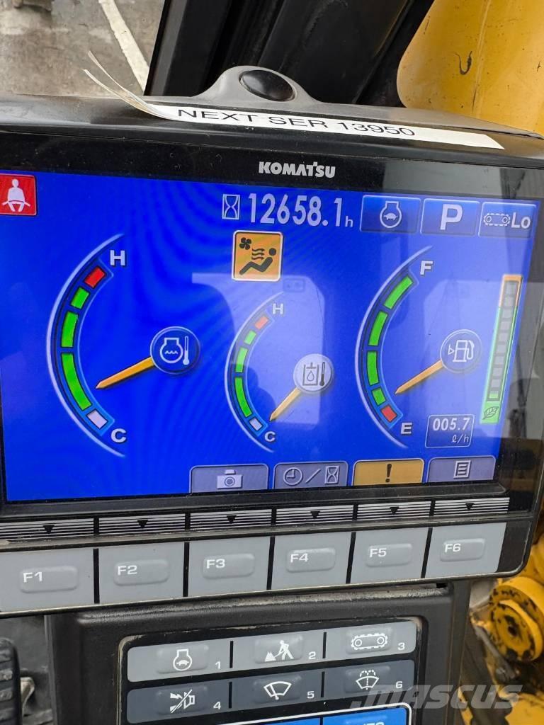 Komatsu PC138US-10 Roomikekskavaatorid
