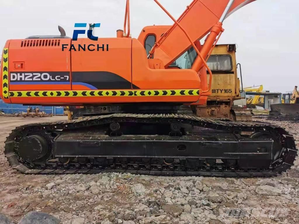 Doosan DH 220 LC-7 Roomikekskavaatorid