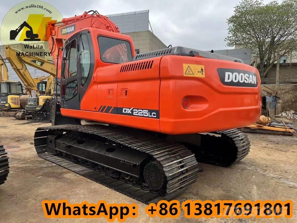 Doosan DX 225 LCA Roomikekskavaatorid