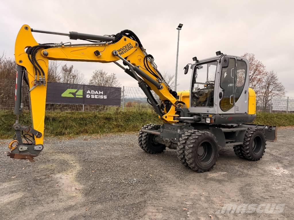 Wacker Neuson EW100 Ratasekskavaatorid