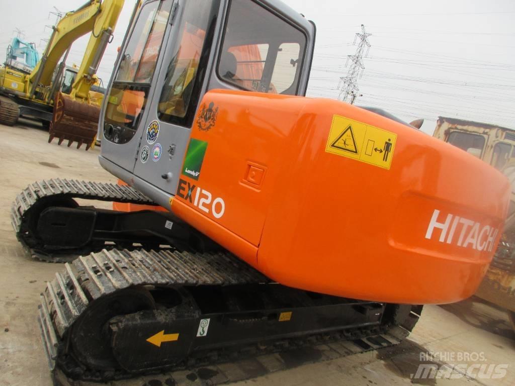 Hitachi EX 120-3 Roomikekskavaatorid