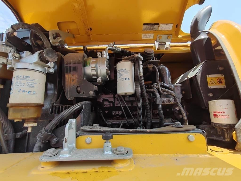 Komatsu PC 70 Roomikekskavaatorid