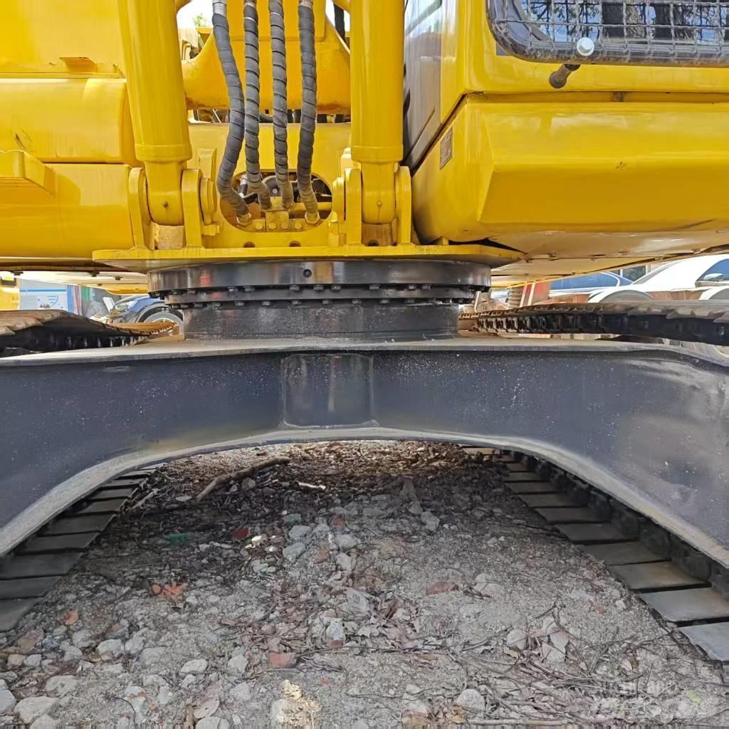 Komatsu PC 130 Roomikekskavaatorid