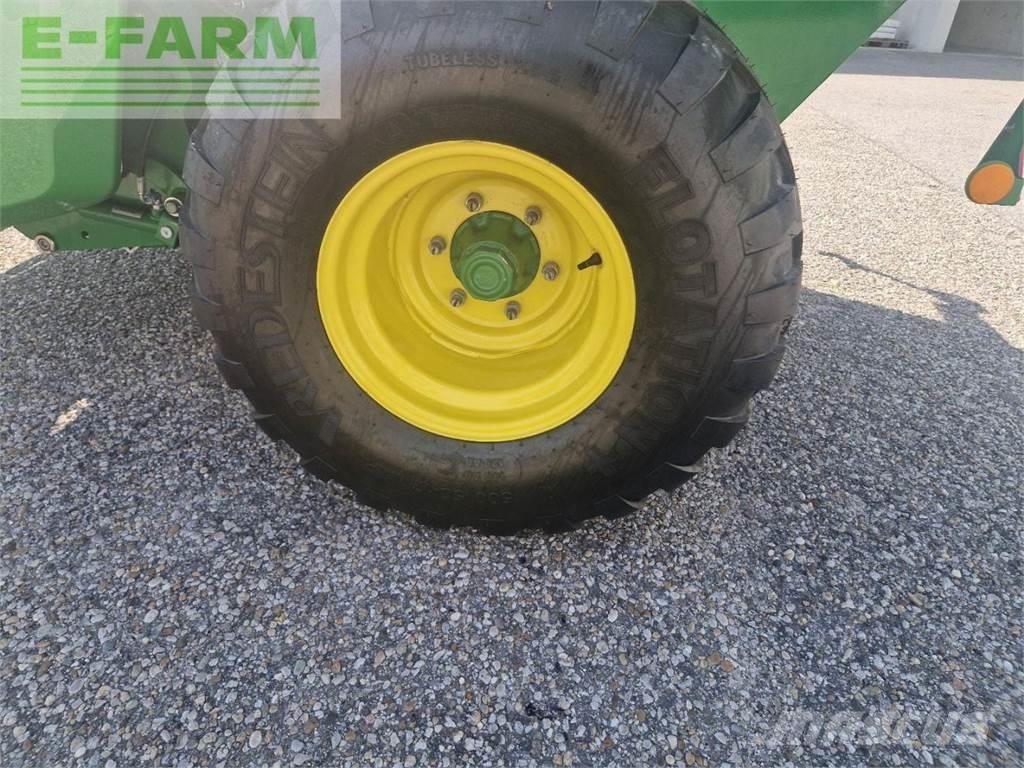 John Deere F441M Heinapressid