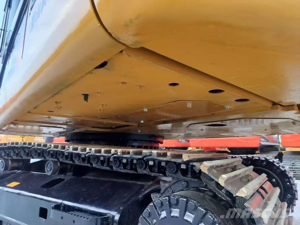 CAT 320 D2L Roomikekskavaatorid